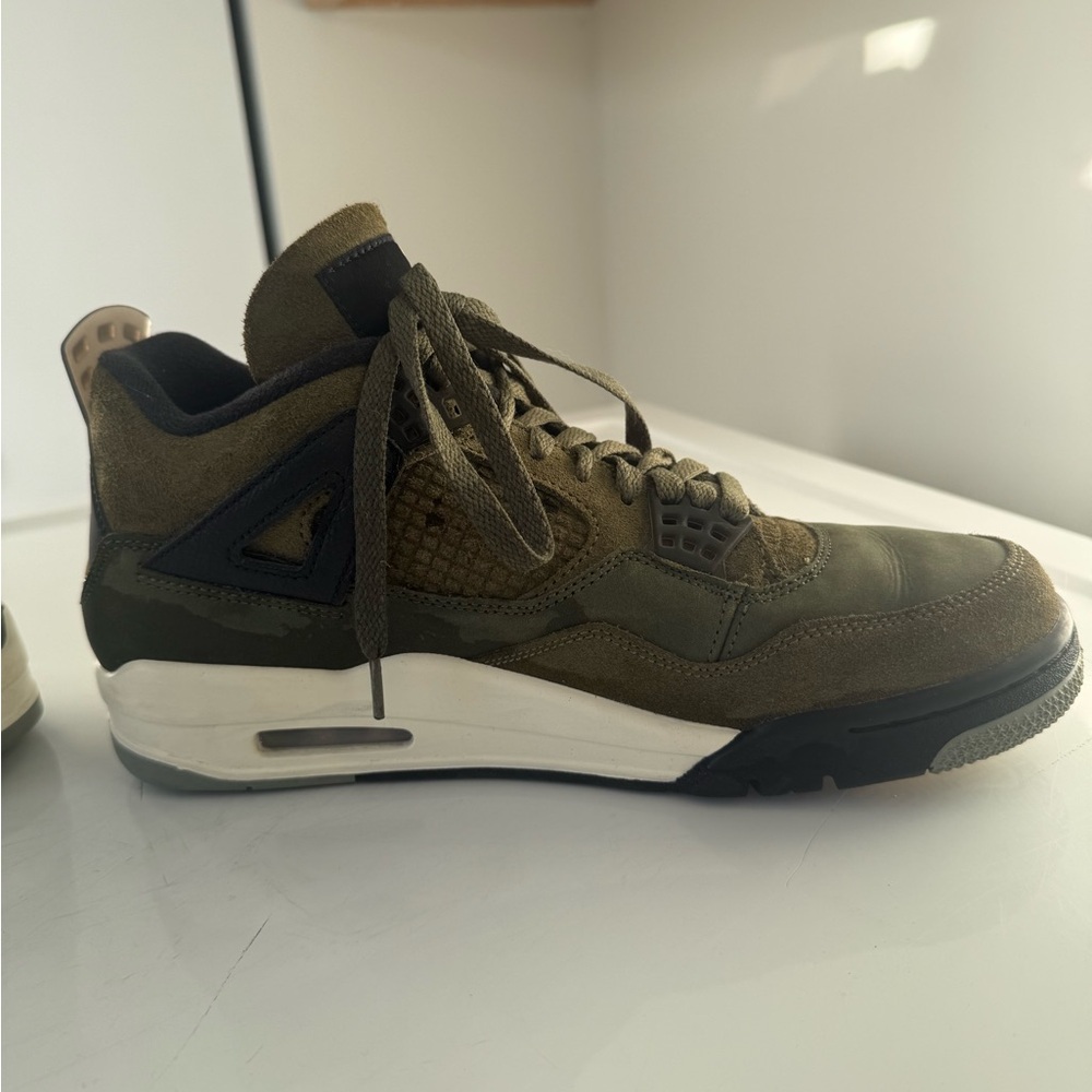 Air Jordan 4 Craft